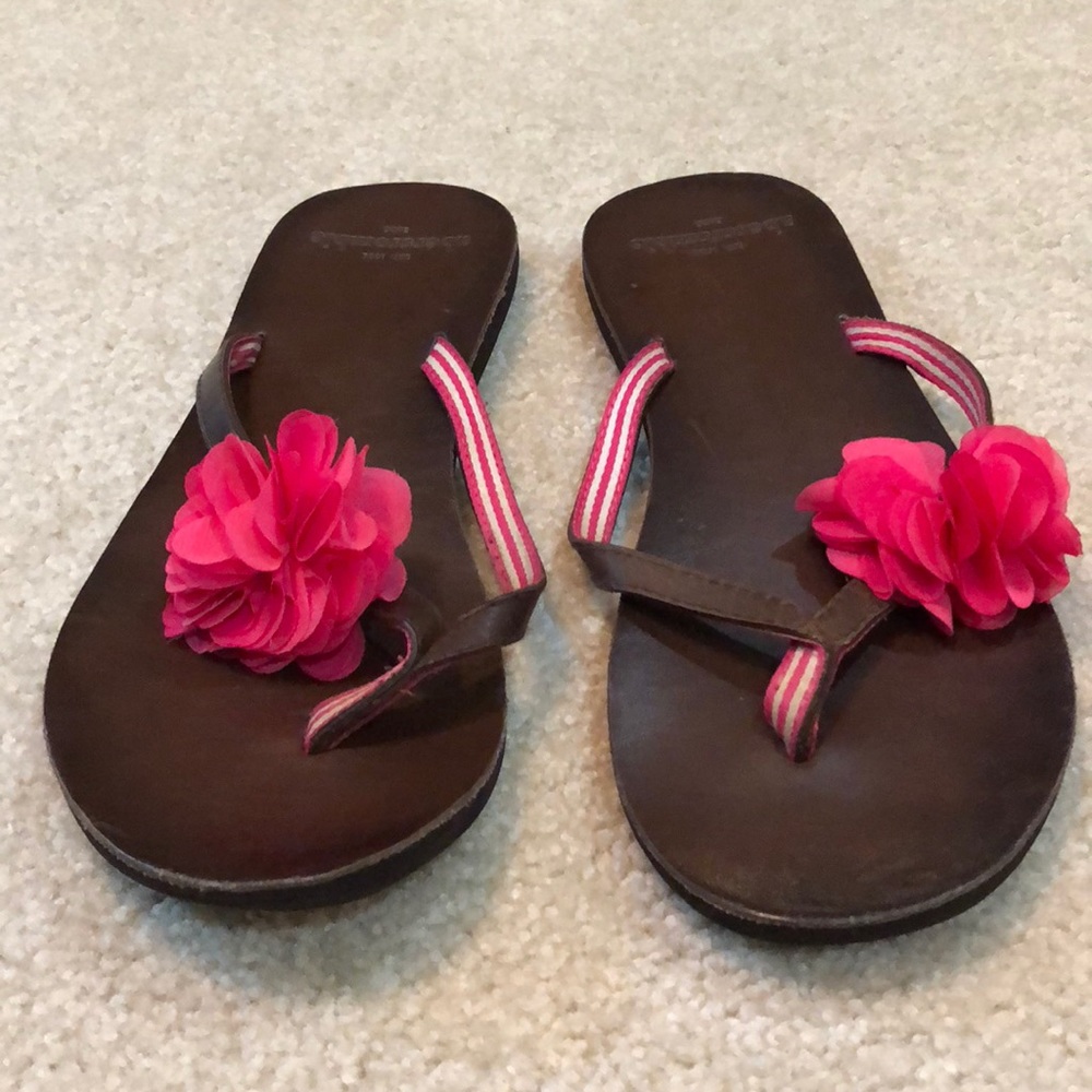 Abercrombie brown flip flops w pink floral detail